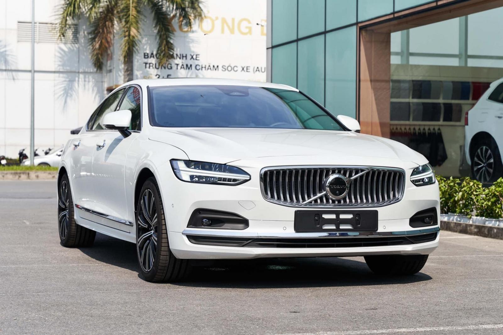 Volvo S90 Ultimate 2024 Mua Xe Volvo Trả Góp Đến 80