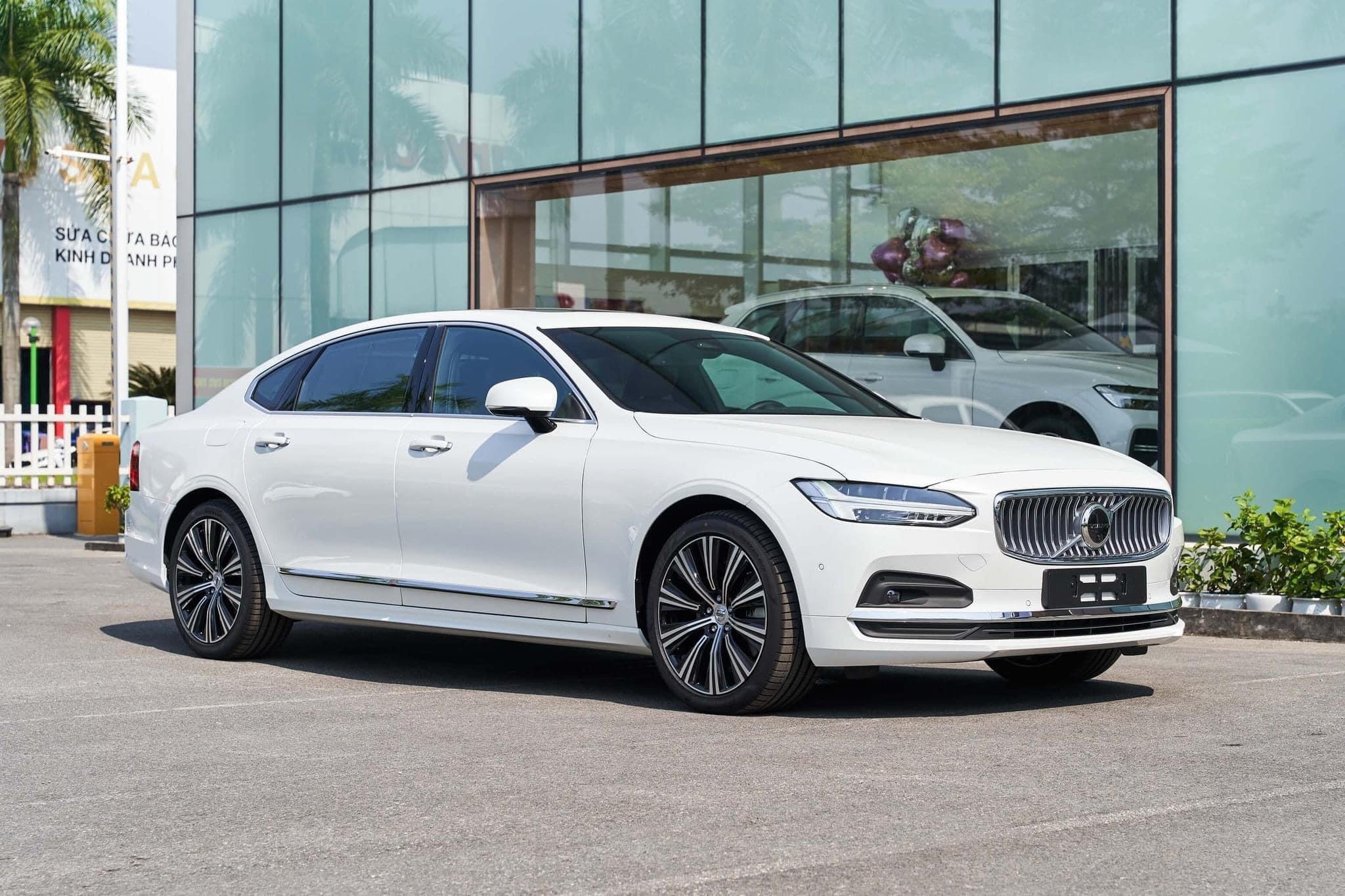 Volvo S90 Ultimate 2024 Mua Xe Volvo Trả Góp Đến 80