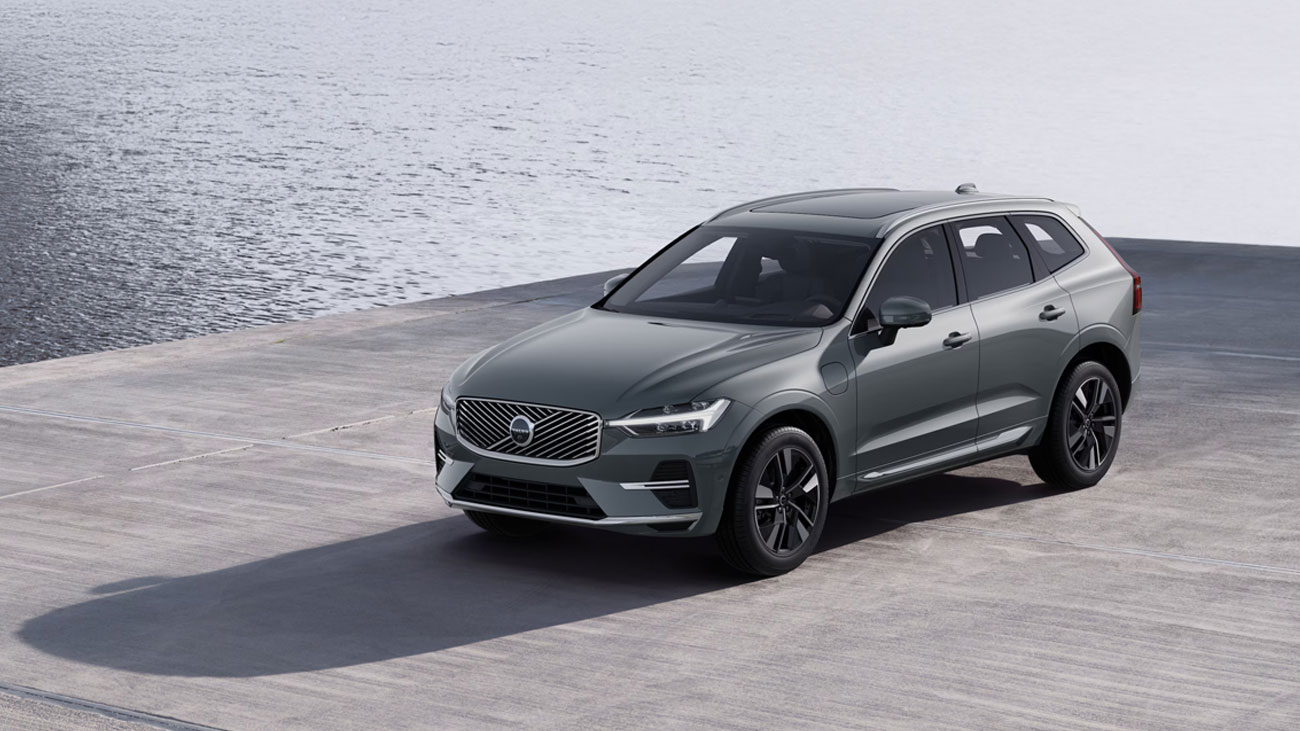volvo-xc60-plug-in-hybrid-251123-hb